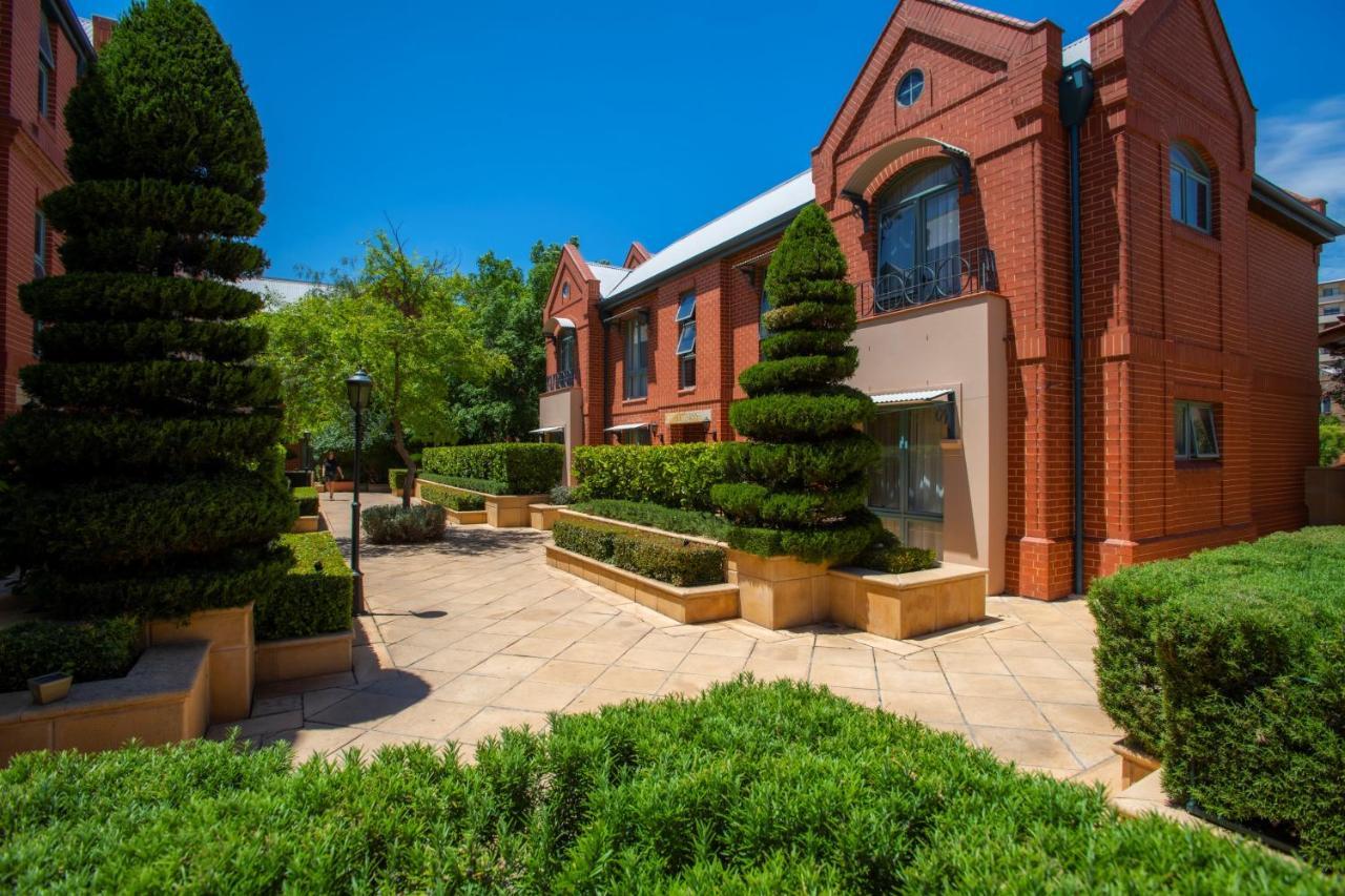 Majestic Old Lion Apartments North Adelaide Dış mekan fotoğraf